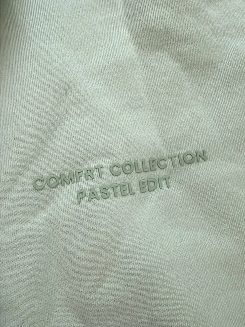 Comfrt zip up hoodie